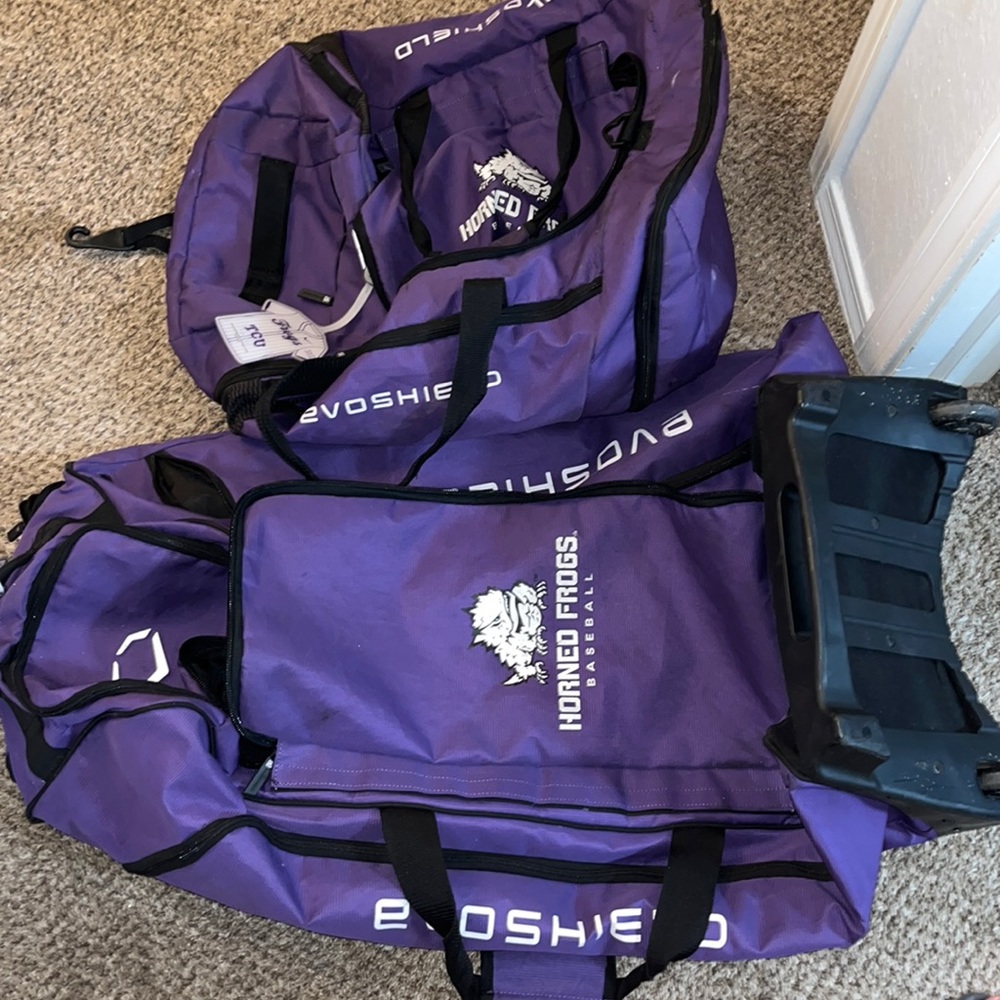 TCU Baseball duffel & roller bag